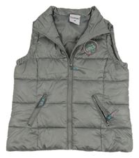 Šedá šusťáková zateplená vesta s nášivkou Pocopiano