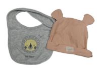 2set - Světlerůžová žebrovaná čepice s oušky + šedý bryndák s lvíčkem