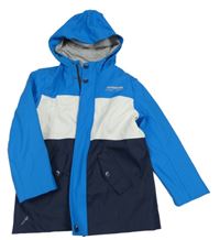 Modro-bílo-tmavomodrá nepromokavá jarní bunda s kapucí C&A