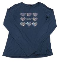 Tmavomodré triko se srdíčky z flitrů Okaidi