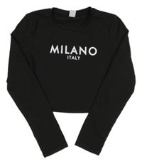 Černé crop triko s nápisem shein