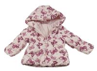 Světlerůžová šusťáková zimní bunda s motýlky a kapucí C&A