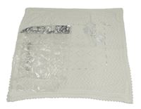 Nové - Bílá háčkovaná zateplená deka s křídly 