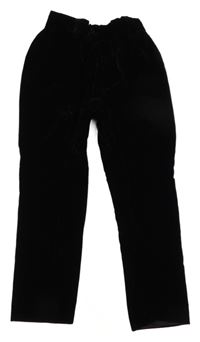 Černé sametové kalhoty Romana