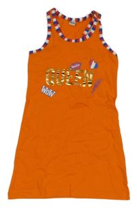 Oranžové bavlněné šaty s nápisem 