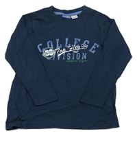 Tmavomodré triko s nápisy a číslem lupilu