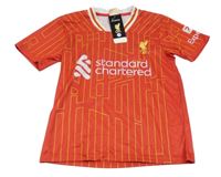 Nové - červený pruhovaný dres FC Liverpool