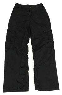 Černé cago kalhoty Page one young