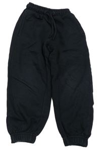 Černé tepláky George