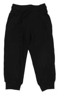 Černé tepláky Primark