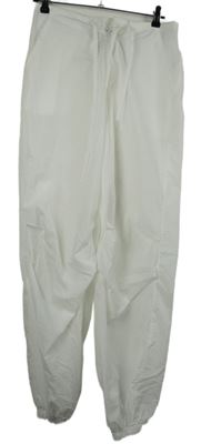 Dámské bílé šusťákové cuff kalhoty Boohoo 