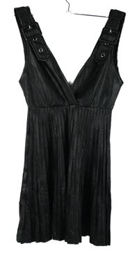 Dámské černé koženkové plisované šaty vel. 32