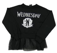 Černá mikina Wednesday a volánkem George