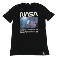 Černé tričko s potiskem - NASA