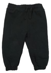 Černé tepláky Primark 