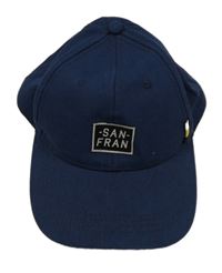Tmavomodrá kšiltovka s nášivkou H&M