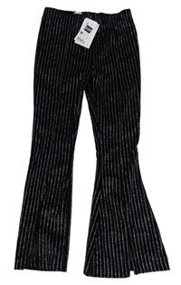 Nové - Černo-stříbrné sametové flare kalhoty Dunnes