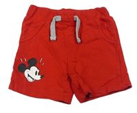 Červené teplákové kraťasy s Mickeym Disney