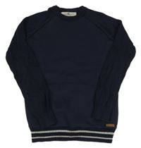 Tmavomodrý svetr s klokaní kapsou Garcia Jeans 