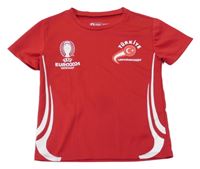 Tmavočervené sportovní fotbalové tričko s pohárem 