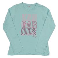 Světlemodré triko s nápisem 