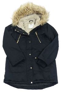 Tmavomodrý šusťákový zimní kabát s kapucí a kožíškem F&F