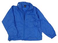 Modrá šusťáková větrovka s ukrývací kapucí