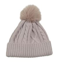 Světlerůžová pletená vzorovaná čepice s bambulí 