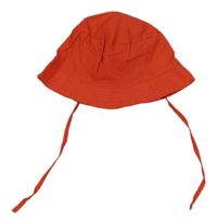 Červený plátěný klobouk Lupilu