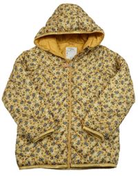 Hořčicová květovaná šusťáková lehce zateplená bunda s kapucí Vertbaudet