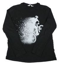Černé triko s chlapcem na kolem H&M