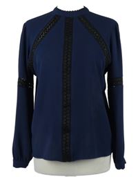 Dámská tmavomodro-černá halenka s krajkovými pruhy Warehouse 