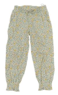 Bílé turecké kalhoty s kytičkami C&A