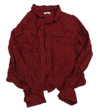 Červeno-černá kostkovaná crop halenka s nápisem