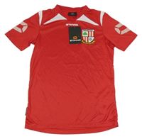 Nové - červeno-bílý dres se znakem STANNO