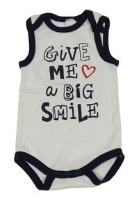 Bílé body s nápisem C&A