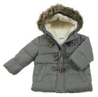 Šedá zimní bunda s kapucí s kožešinou 