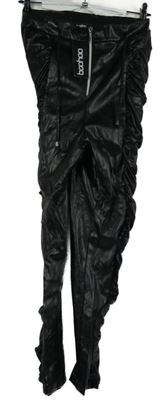 Dámské černé koženkové tregíny s řasením Boohoo