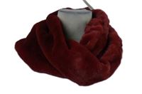 Dámská karmínová kožešinová límcová šála Primark 