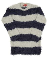 Tmavomodro-bílý pruhovaný chlupatý dlouhý svetr GIRLS