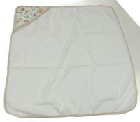 Bílá osuška s kapucí se zvířaty