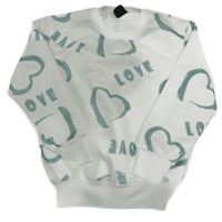 Bílá mikina se srdíčky a nápisy