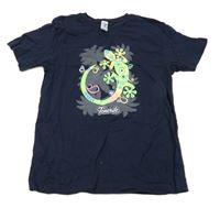 Tmavomodré tričko s ještěrkou 