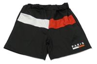 Černo-červeno-bílé kraťasy s nápisem