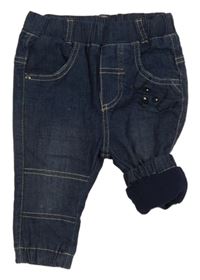 Tmavomodré podšité rifle se psem