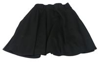 Černá kolová sukně