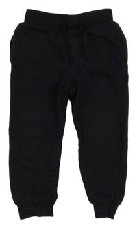 Černé tepláky George