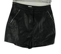 Dámské černé koženkové kraťasy Pimkie 