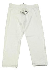 Nové - Bílé capri legíny s flitry St. Bernard