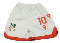 Bílo-červené sportovní kraťasy s potiskem a číslem